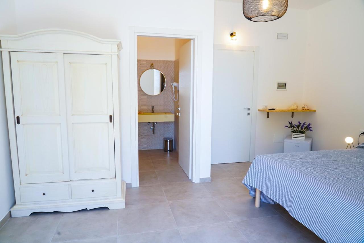 B&B La Penisola Порто-Чезарео Экстерьер фото
